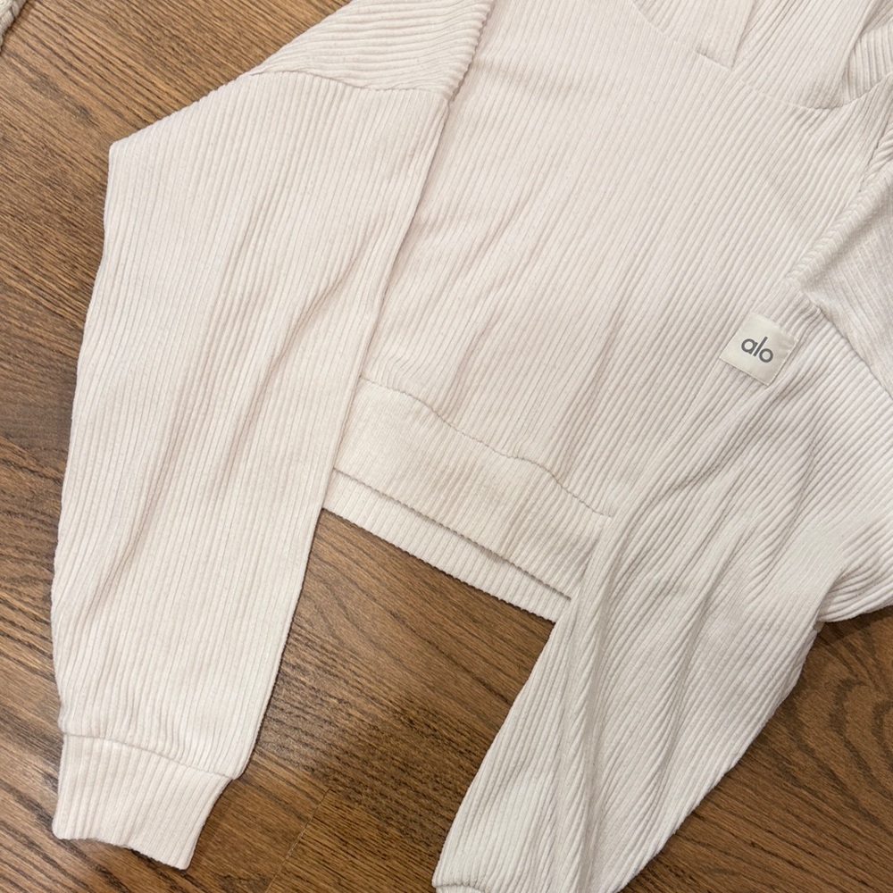 ALO Cream Ribbed Hoodie - Picture 11 of 13